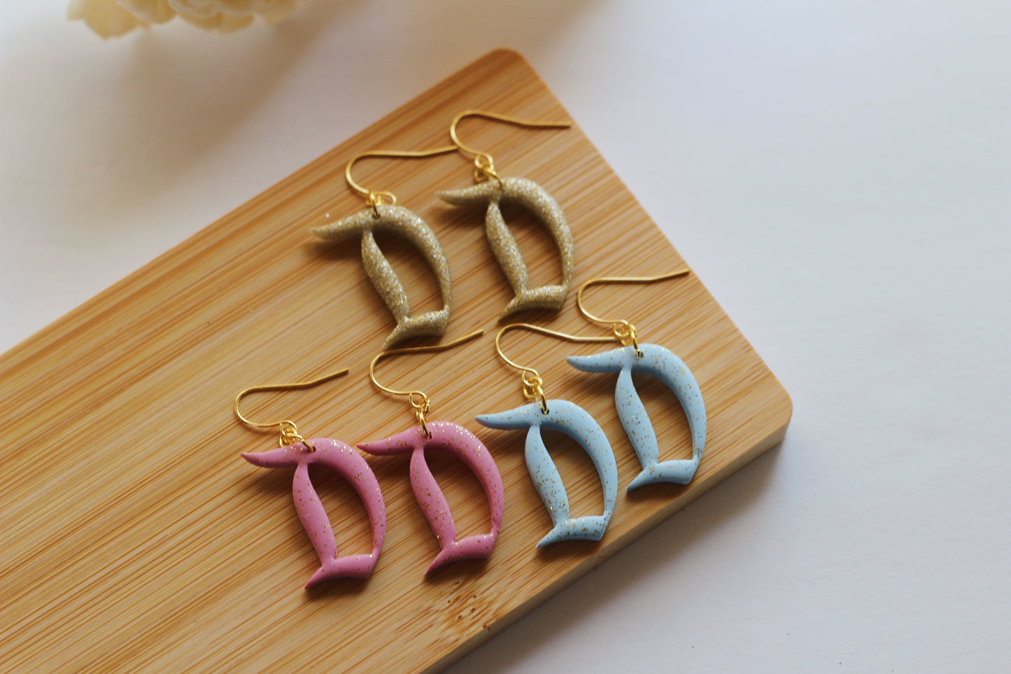 Classic 'D' (Multiple Colors)