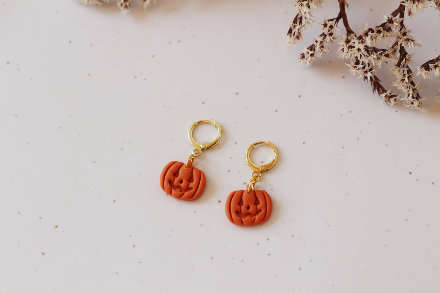 Mini Jack-o-lantern huggies
