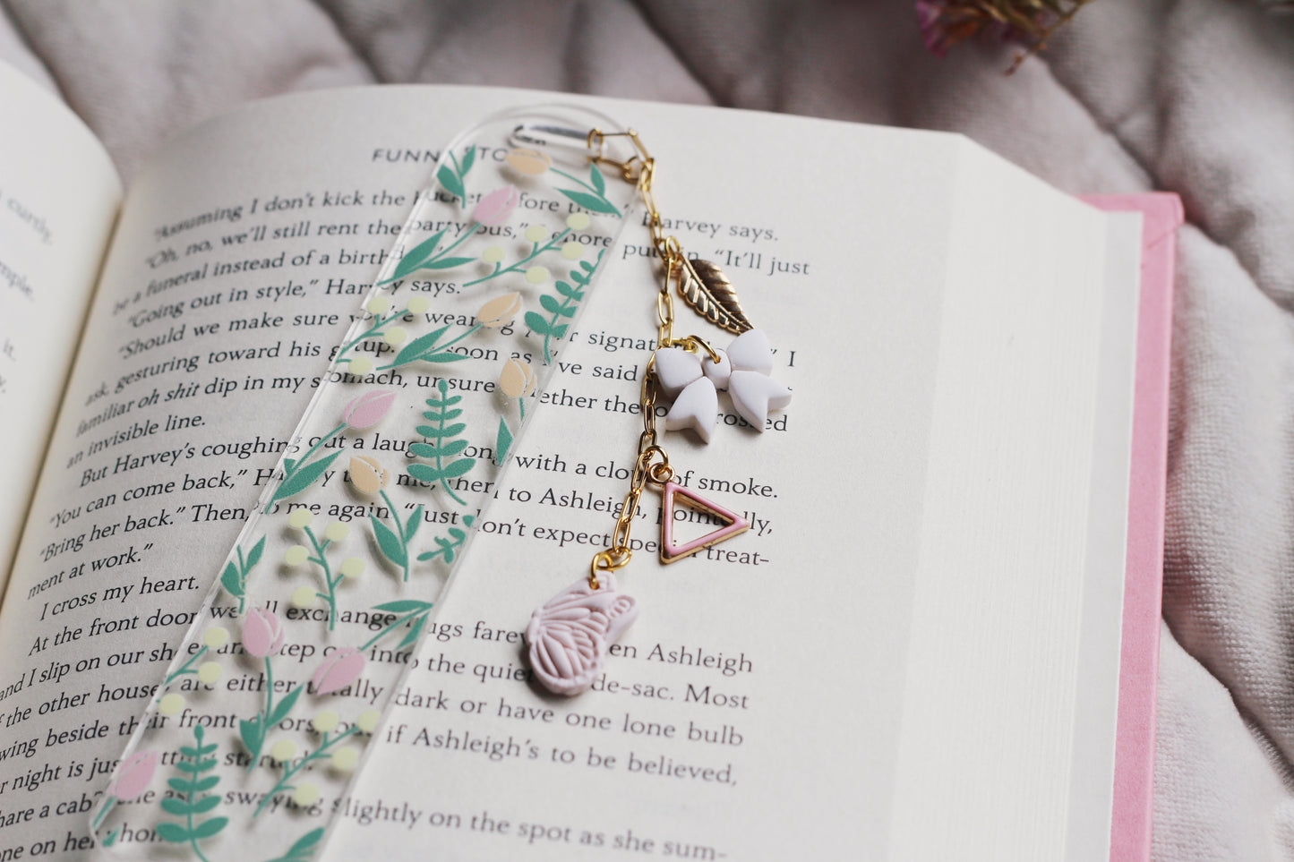 Tulip Bookmark