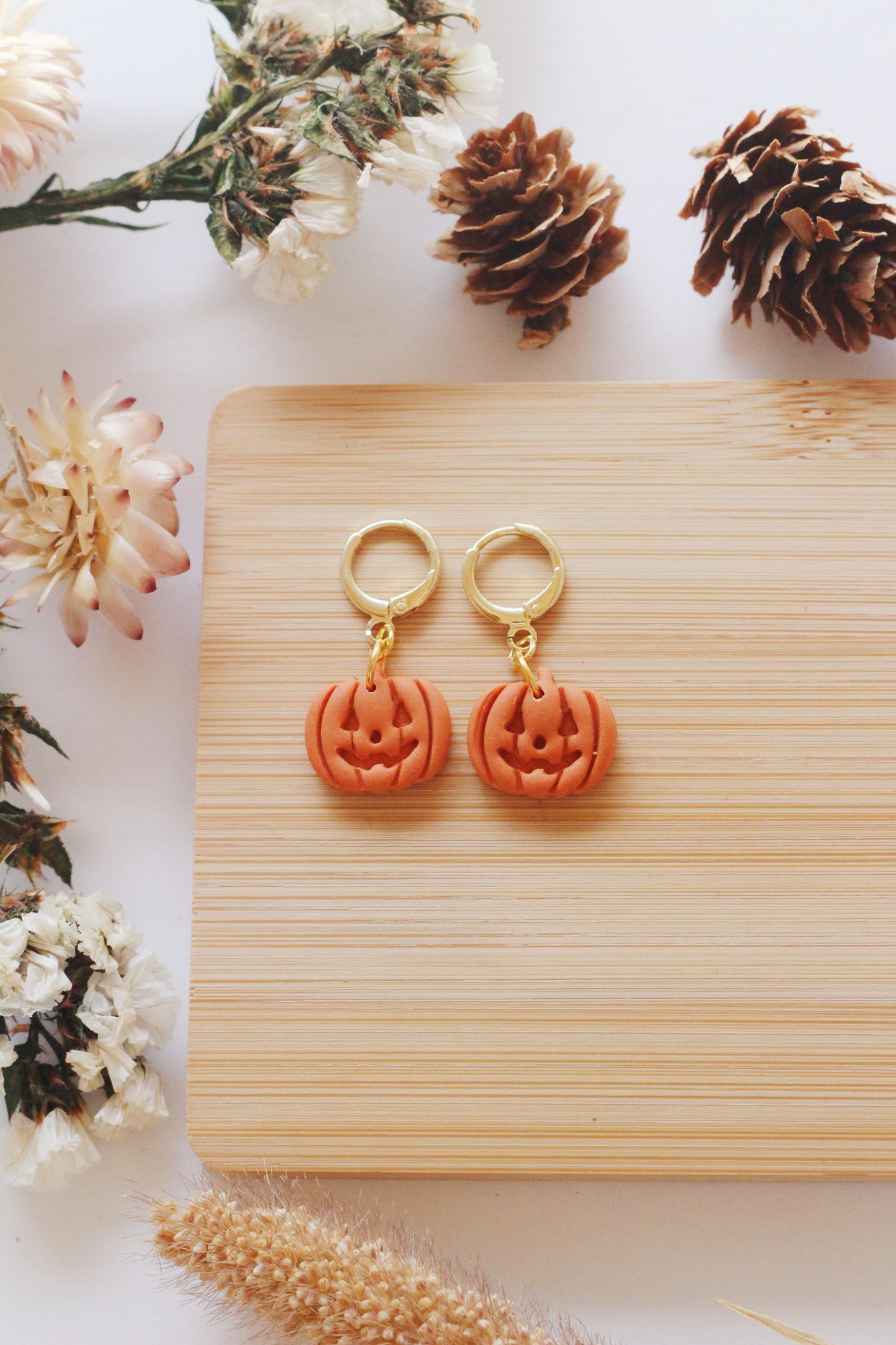 Mini Jack-o-lantern Huggies (Multiple Colors)