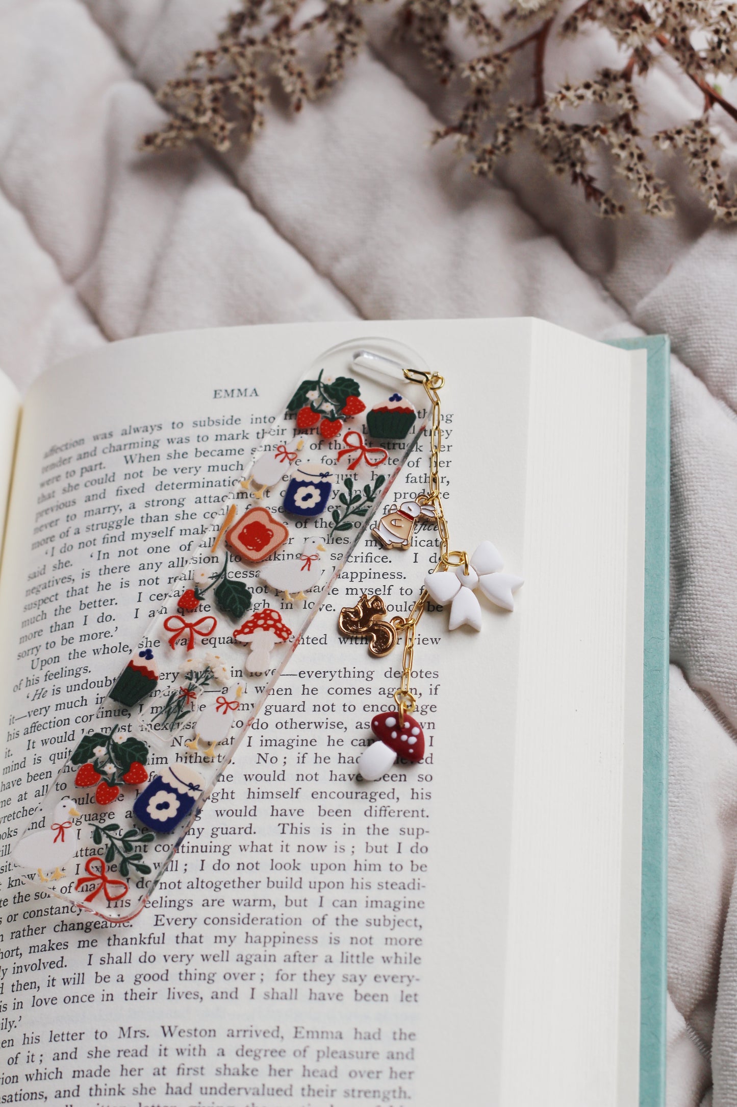 Cottage Bookmark