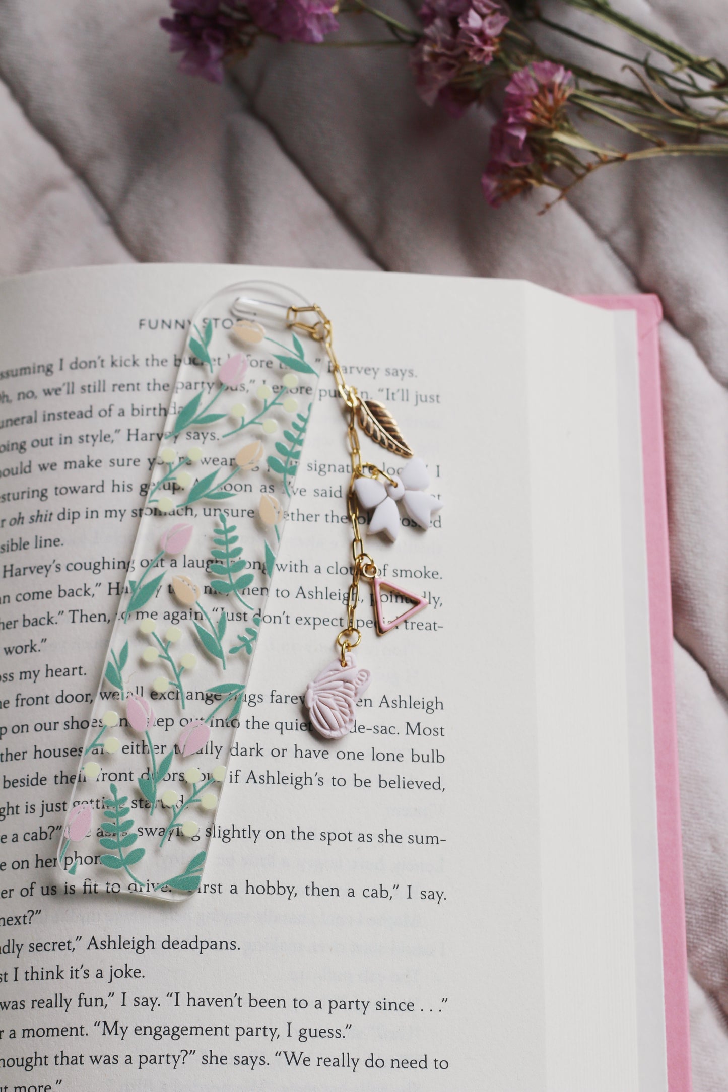 Tulip Bookmark