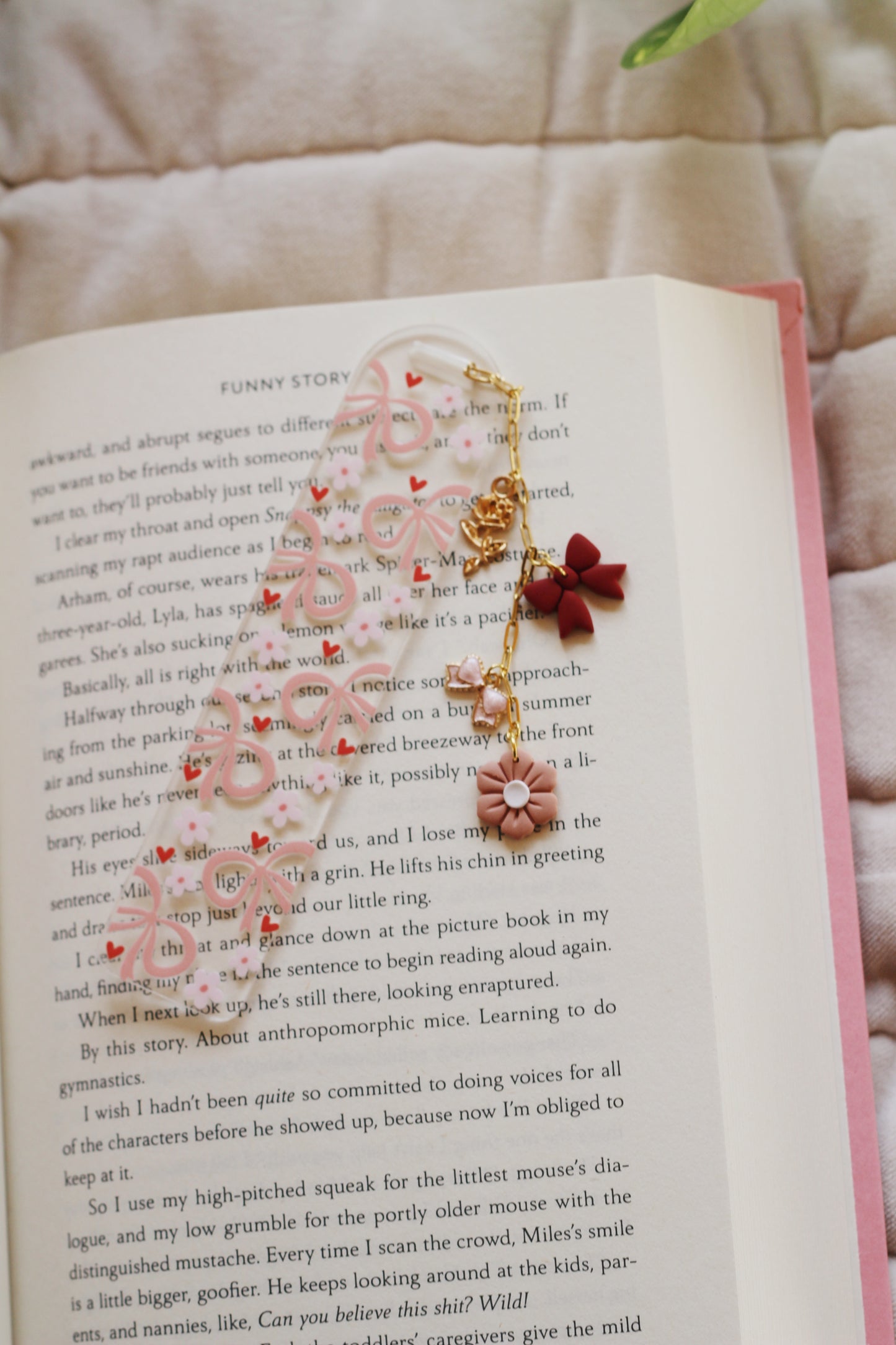 Pink Bow Bookmark