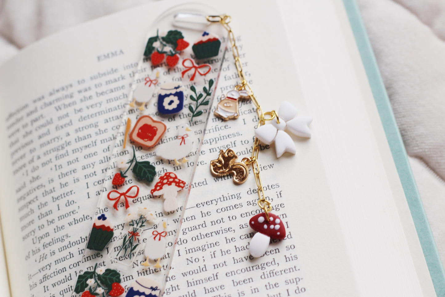 Cottage Bookmark