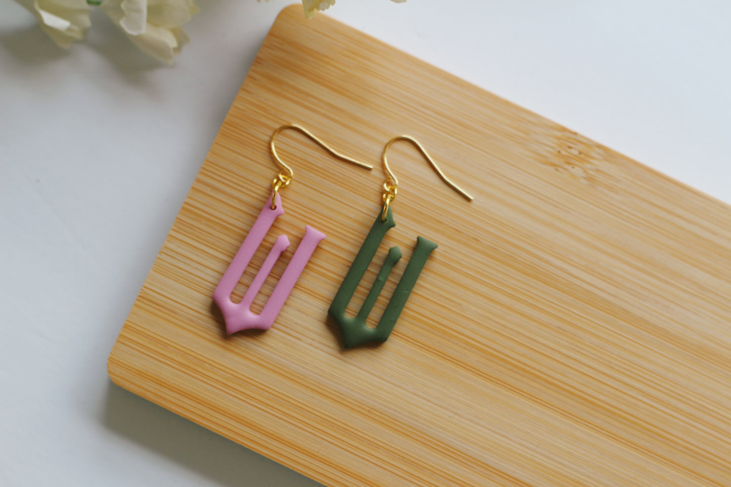 Green & Pink ‘W’
