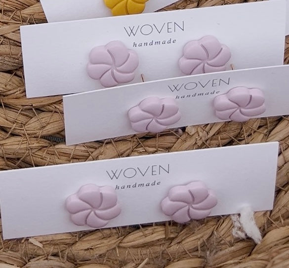 Purple flower stud earrings